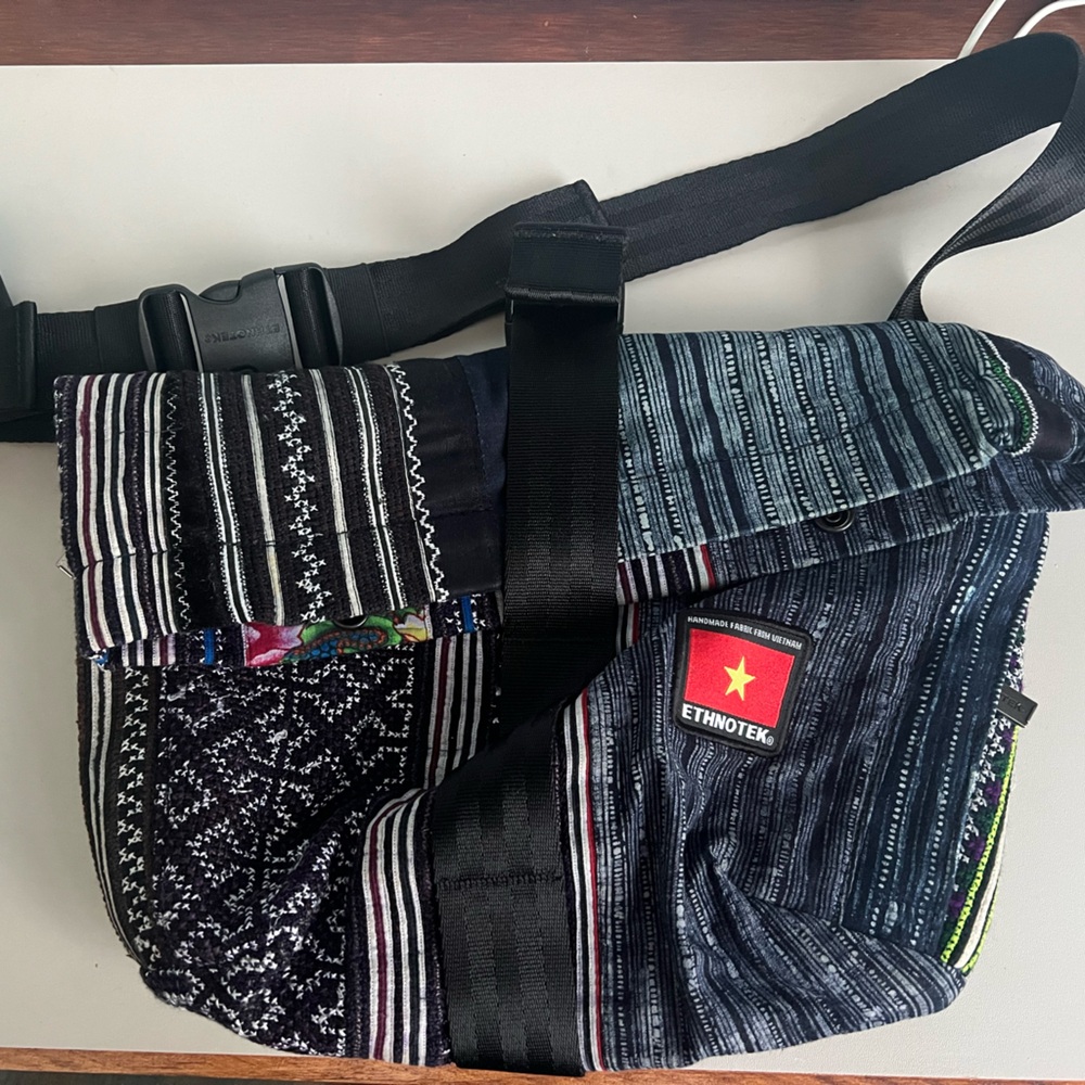 Ethnotek Black and White Patterned Crossbody Bag